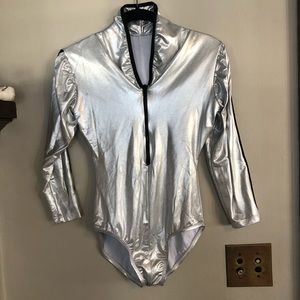 Metallic Silver Zip Front Long Sleeve Leot…